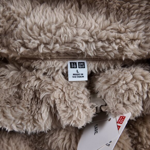 NWT Uniqlo Women’s Fluffy Yarn Fleece Full-Zip Jacket Beige Teddy Coat Large - Picture 10 of 11
